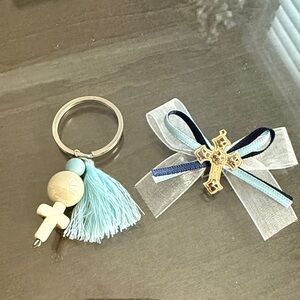 Little cross and keychain 🧿💙